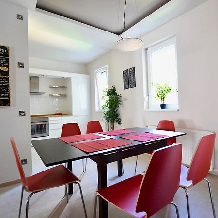 Standard Apartment By Hi5 - Close To Buda Castle Budapest Exteriör bild