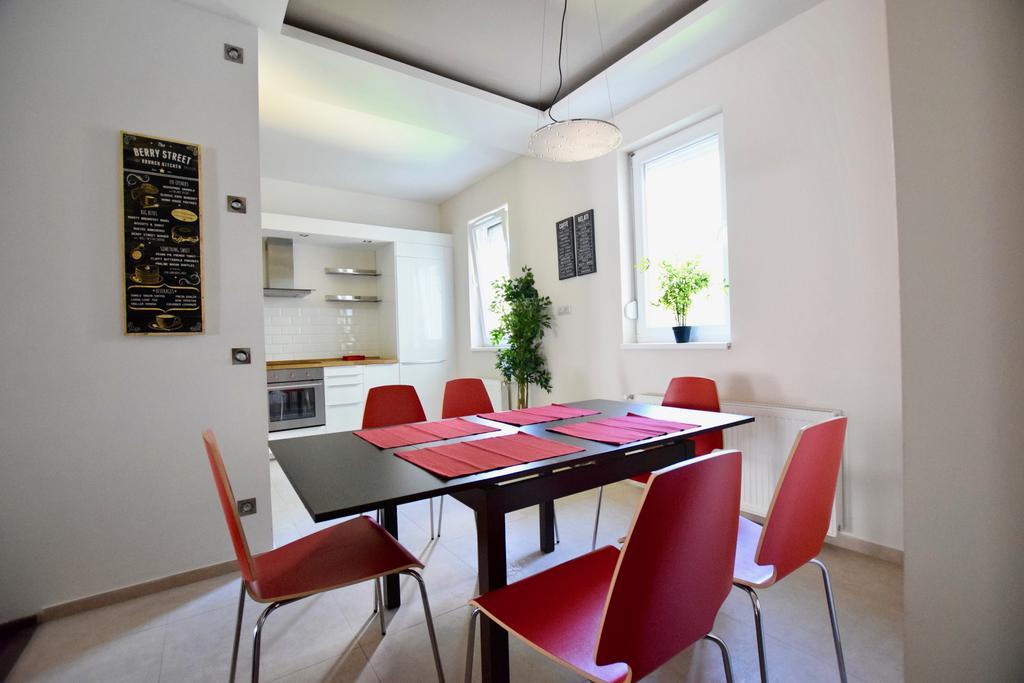 Standard Apartment By Hi5 - Close To Buda Castle Budapest Exteriör bild
