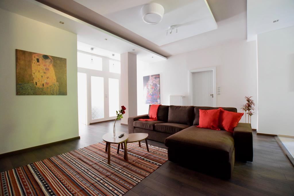 Standard Apartment By Hi5 - Close To Buda Castle Budapest Exteriör bild